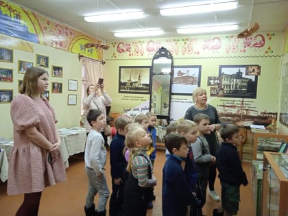 Доходчиво о писателе и сказителе