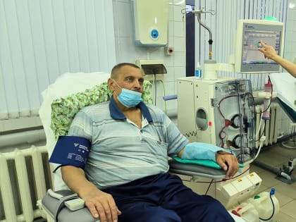 Коряжемская больница получила в подарок два аппарата для гемодиализа