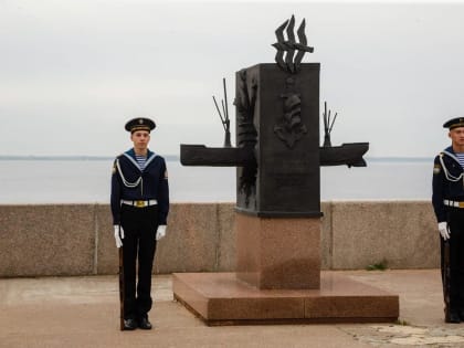 Почтили память — и ветераны, и делегаты от США: как в Архангельске отметили годовщину «Дервиша»