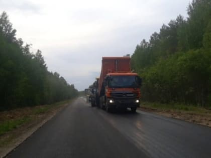 В Устьянах – круглосуточный ремонт региональной трассы в рамках дорожного нацпроекта