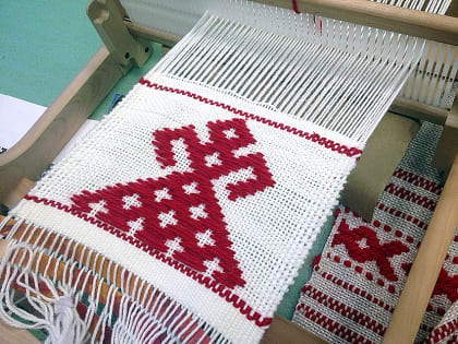 Нитяная радуга