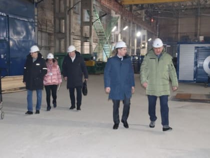 Глава города познакомился с производством компании «Альтернатива»