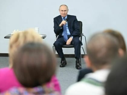 Путин рад появлению в России моды на многодетность