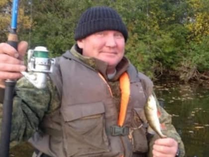 До сих пор разыскивают мужчину и молодую женщину, пропавших в районе острова Кумбыш