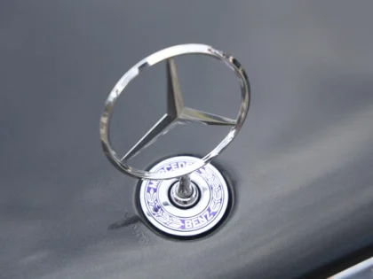 Стоит ли ждать возвращения в Россию Apple и Mercedes вместо Tecno и Hongqi. Китайцам конкуренты на нашем рынке не нужны