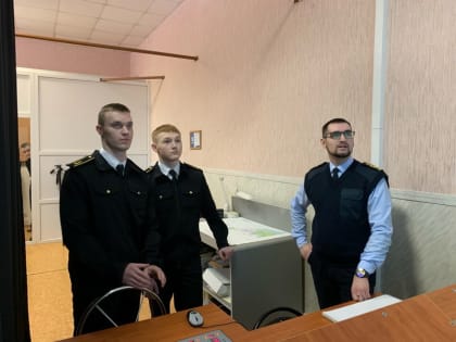 Ко Дню полярника – о помощнике капитана теплохода и преподавателе