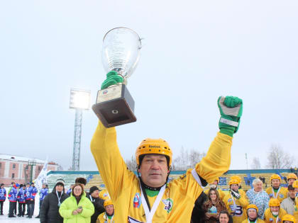 Ветераны «Водника» стали обладателями Кубка России по хоккею с мячом