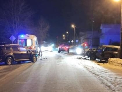 В Приморском районе госпитализировали водителя иномарки после жесткого ДТП