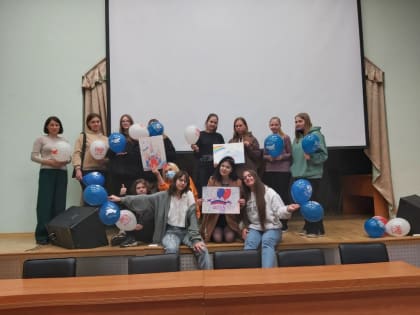 В ПРЕДДВЕРИИ ДНЯ РОССИИ