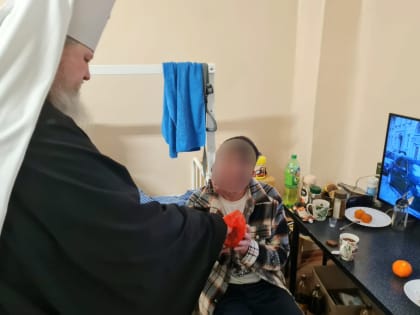 Митрополит Корнилий в северодвинском госпитале поздравил военнослужащих с Рождеством Христовым