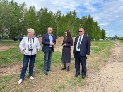 Работы на пляже в Северном округе продолжаются