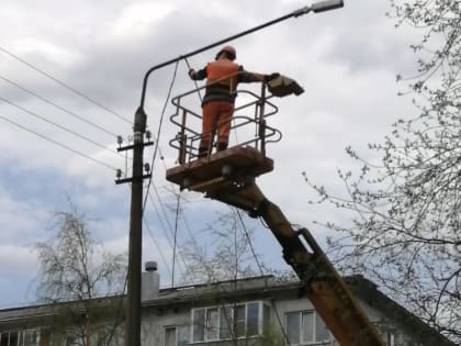 В округе Майская горка продолжается обновления системы уличного освещения