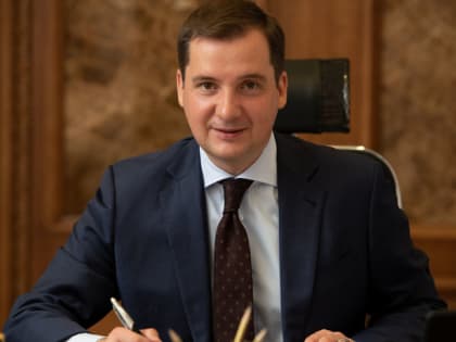 Александр Цыбульский поздравил медиков Поморья с профессиональным праздником