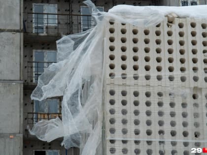 На Обводном канале хотят снести несколько «деревяшек»: что будет на их месте