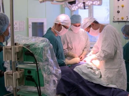 Архангельские хирурги провели уникальную операцию по пересадке печени