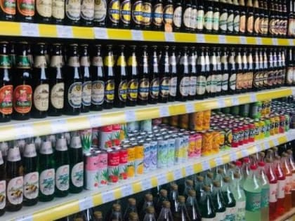 Северодвинский чудик выдул в магазине две бутылки пива