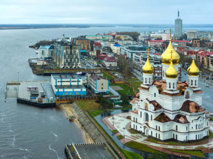 Мой город, что Архангелом храним