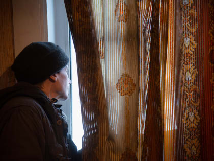 «Возмездие судьбы»: почему архангелогородец смирился с «леденящей» жизнью в разрушенной деревяшке