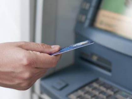 Сбербанк с 16 января отключит устаревшие версии приложения на смартфонах