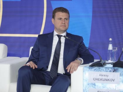 Александр Цыбульский представил на ПМЭФ инвестиционный потенциал Архангельской области