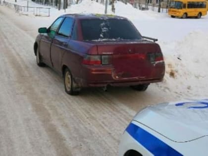 В Холмогорском районе гаишники открыли огонь по машине «гонщика»