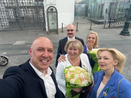 Елена Вторыгина награждена медалью ордена «За заслуги перед Отечеством»