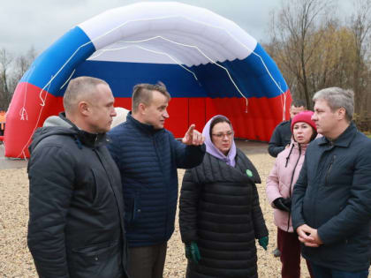 Глава города обследует парки в рамках нового проекта