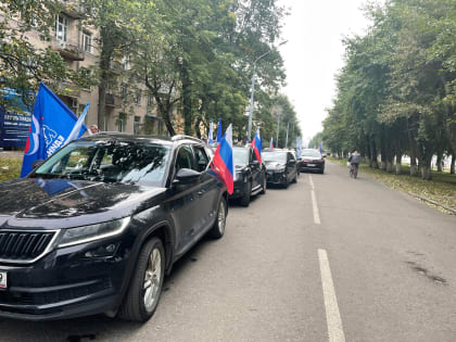 В Архангельске состоялся автопробег в честь 85-летия Поморья