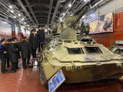 Курсанты посетили военный корабль «Иван Грен»
