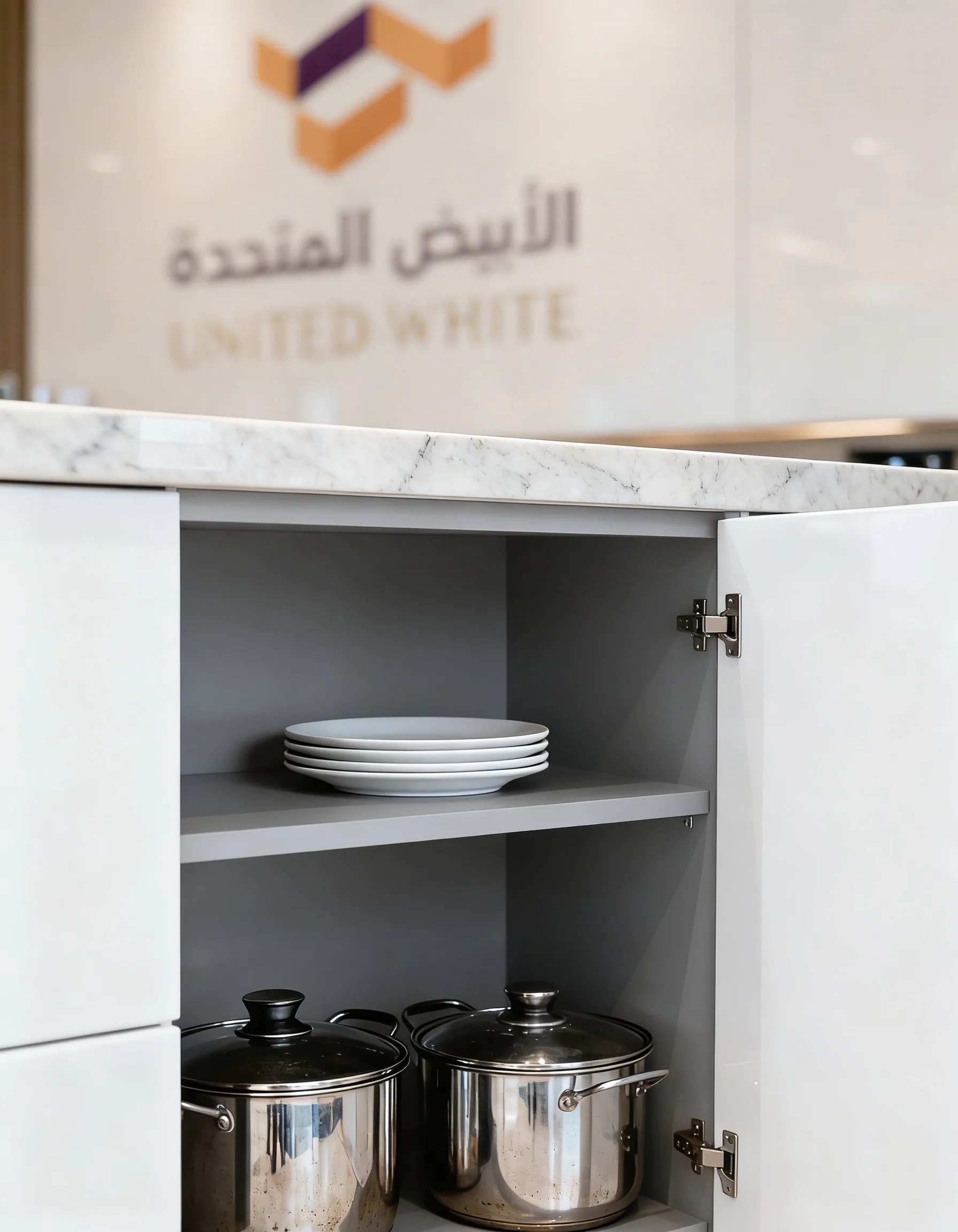 كلادينج رمادي UWK-GR-1030 - مطبخ منفّذ