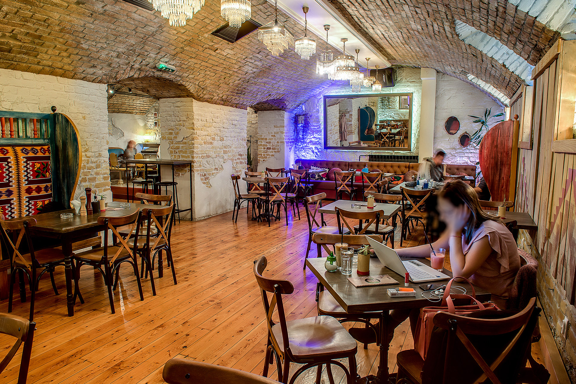 Rezerviši prostor - Enterijer 5