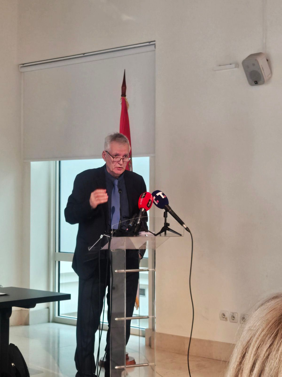 Фотографија 2