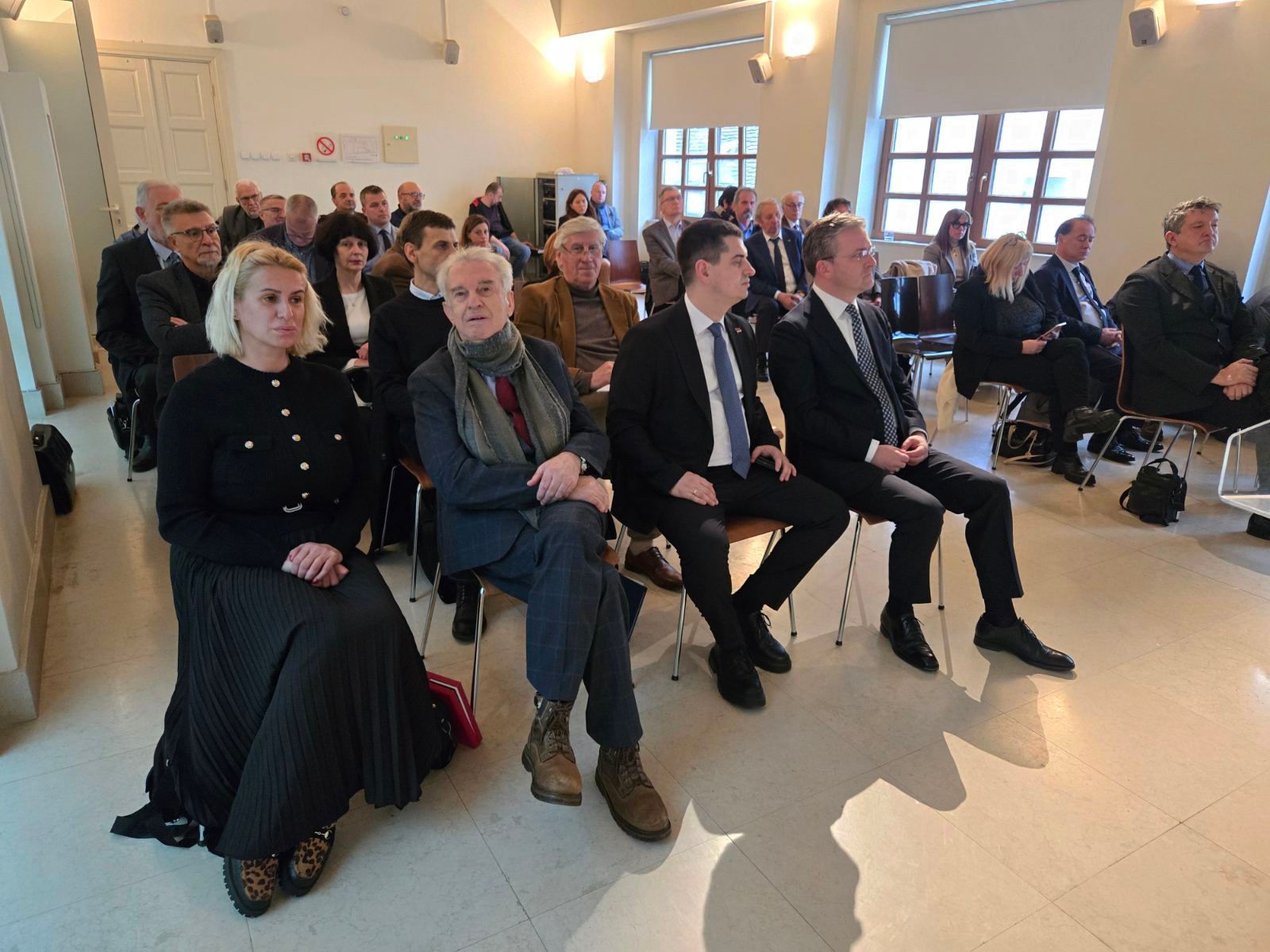 Фотографија 1