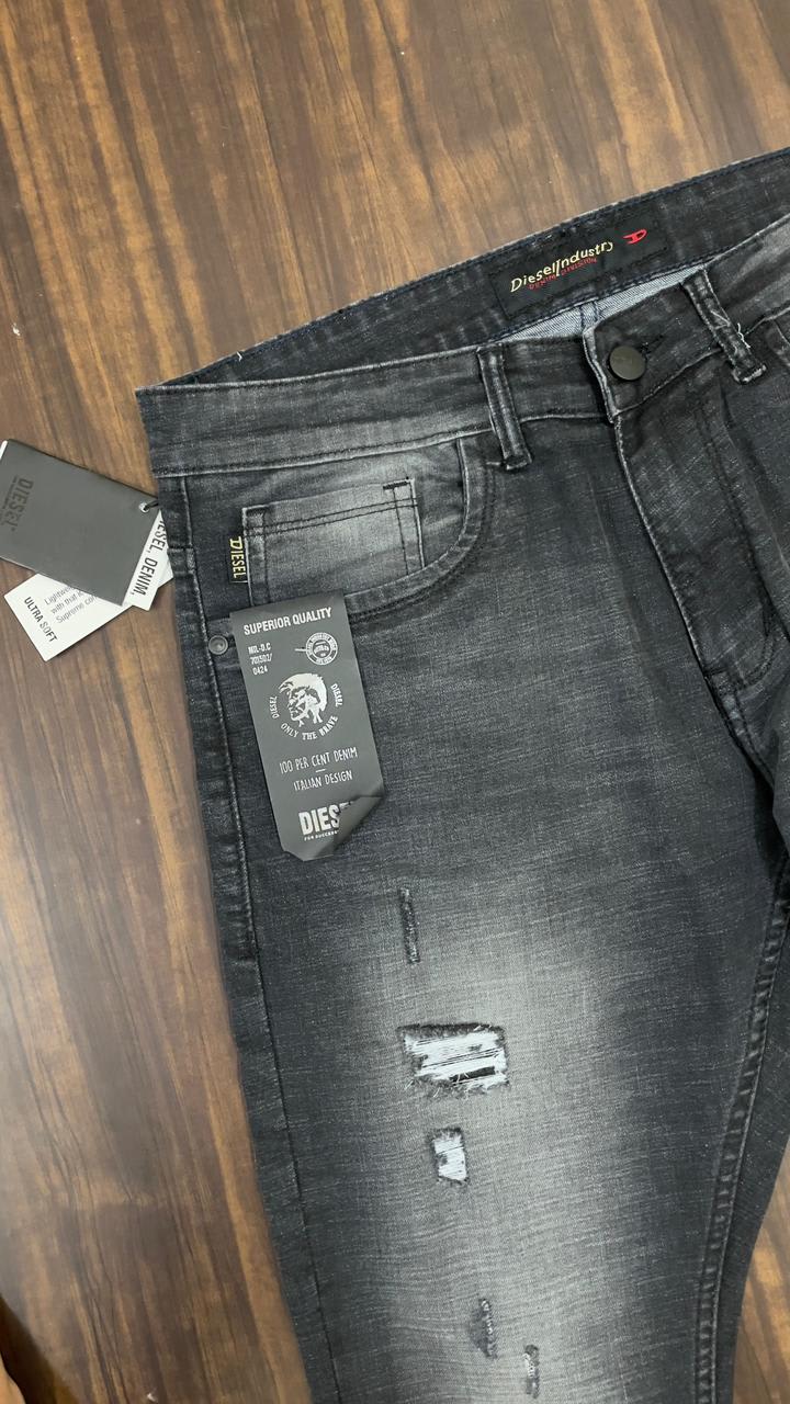 Ankle fit denims  - View 4