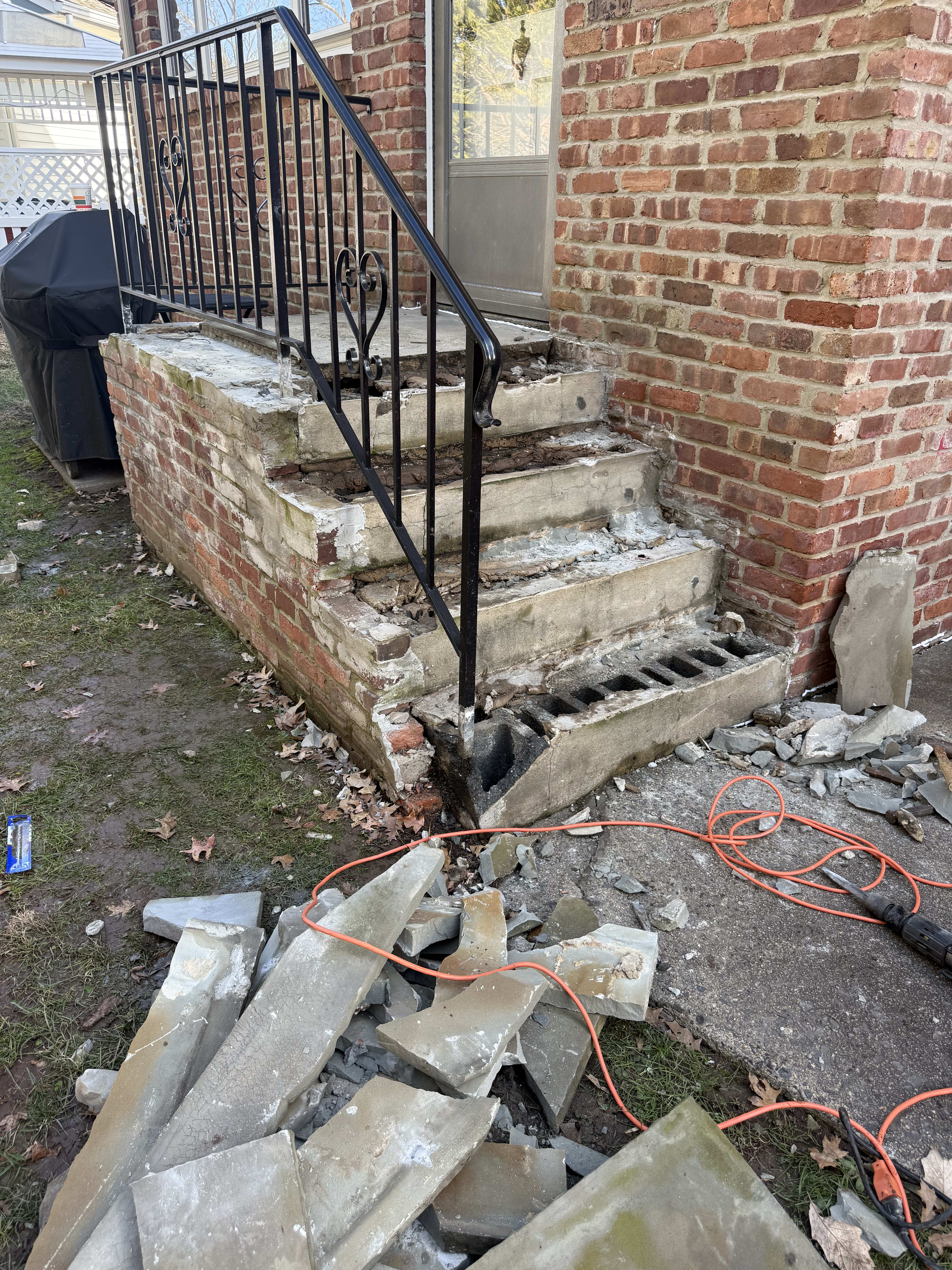 Deteriorated outdoor steps before rebuild