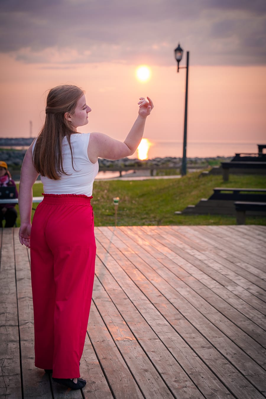 Spectacle de EBJM Danse au soleil couchant