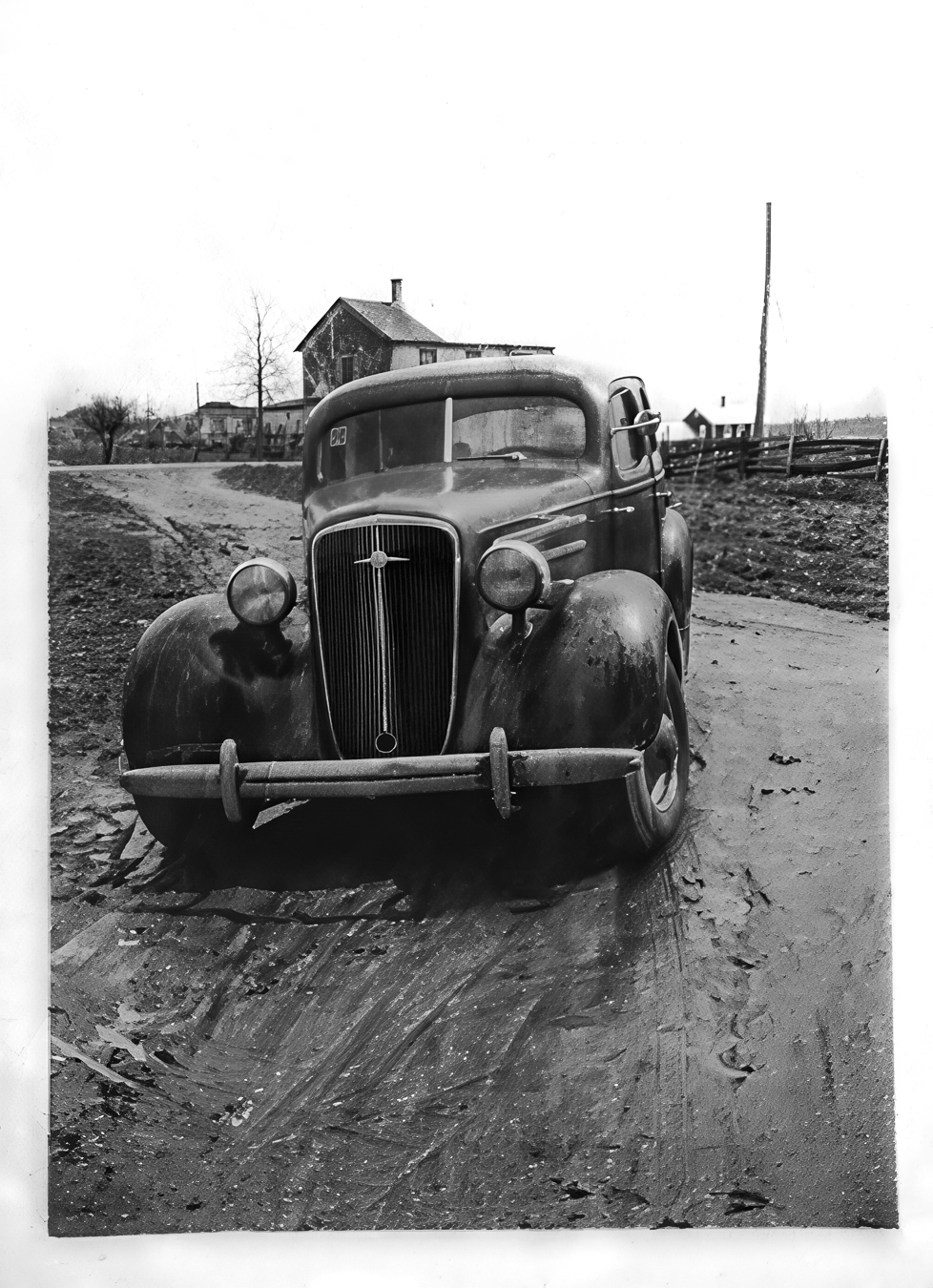 Chevrolet Master 1934 avec textures réalistes et netteté améliorée.