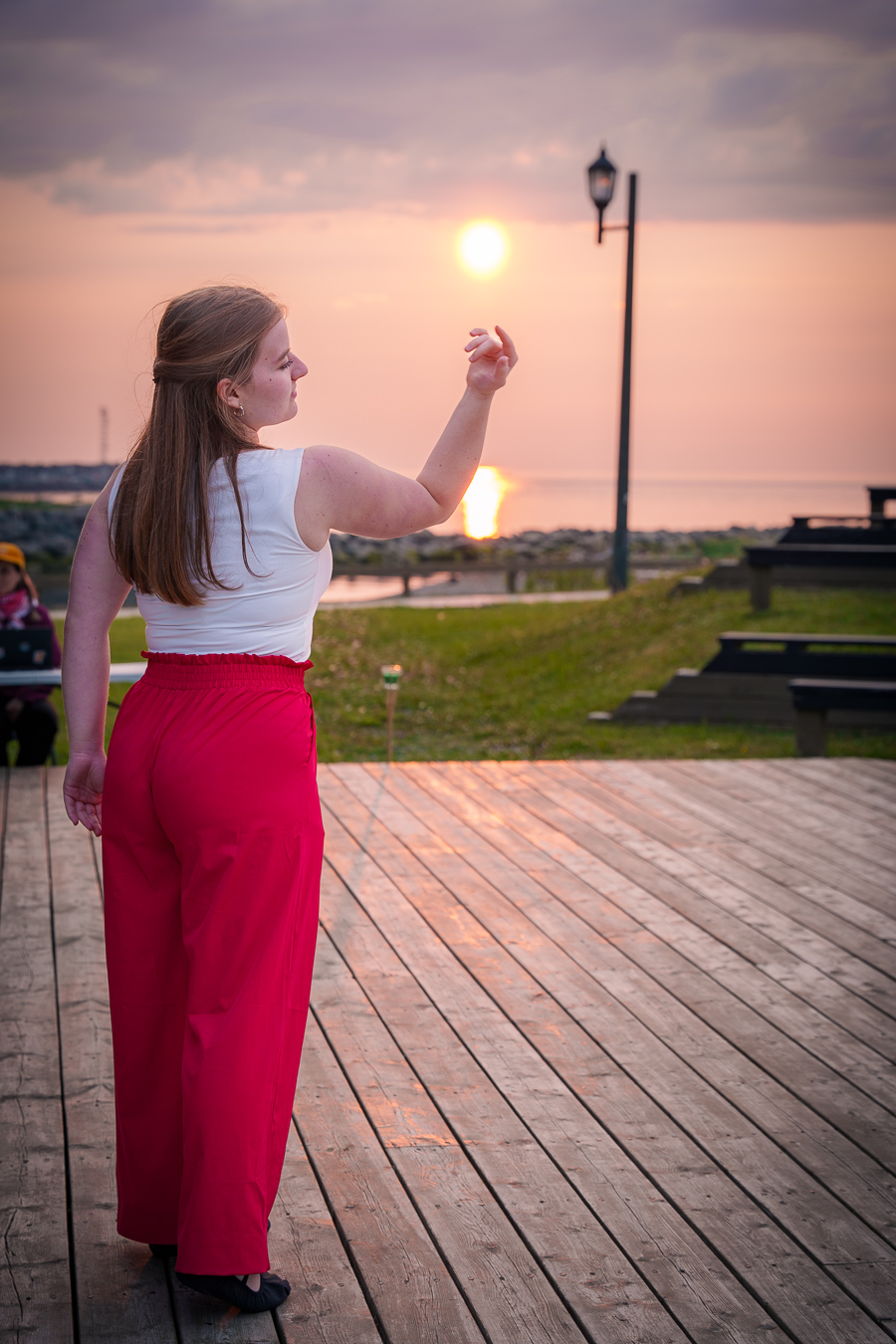EBJM Danse show at Sunset