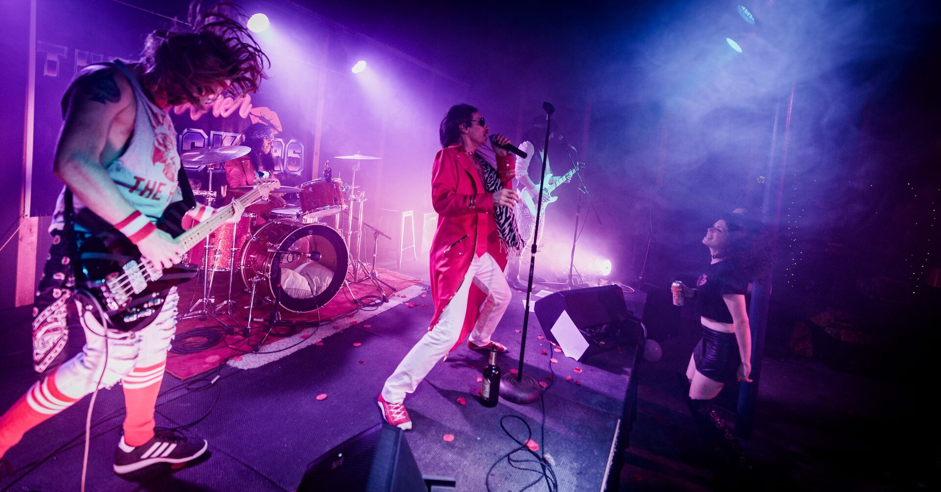 Close-up d'un instrument pendant le show Mother Rockers