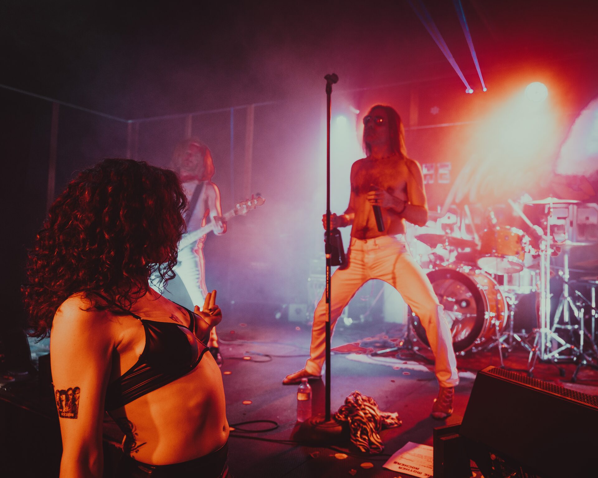 Ambiance survoltée au show de Mother Rockers au Sonum Fest