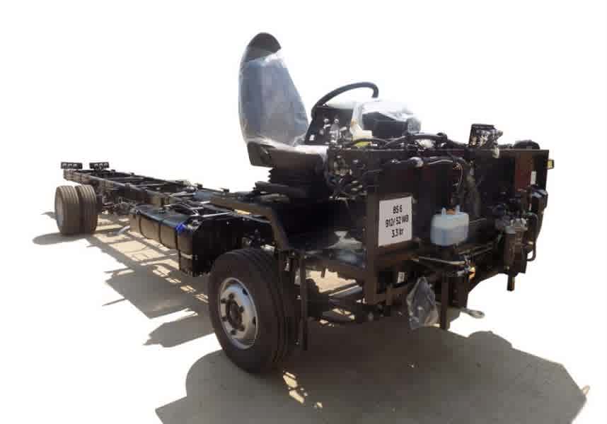 Tata LP 810/52