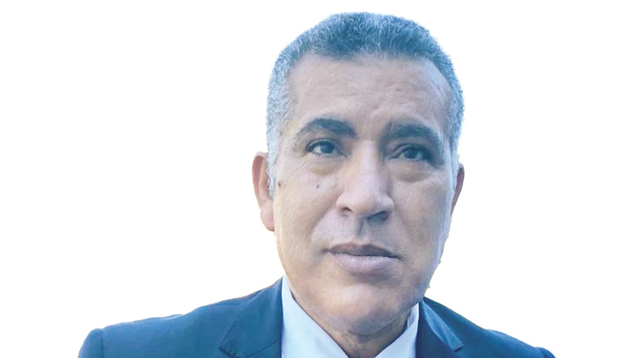 أحادية الصوت والبنية التكرارية  في القصيدة العمودية