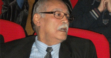 أحمد شمس الدين الحجّاجي المشروع النقدي والدوائر المتداخلة