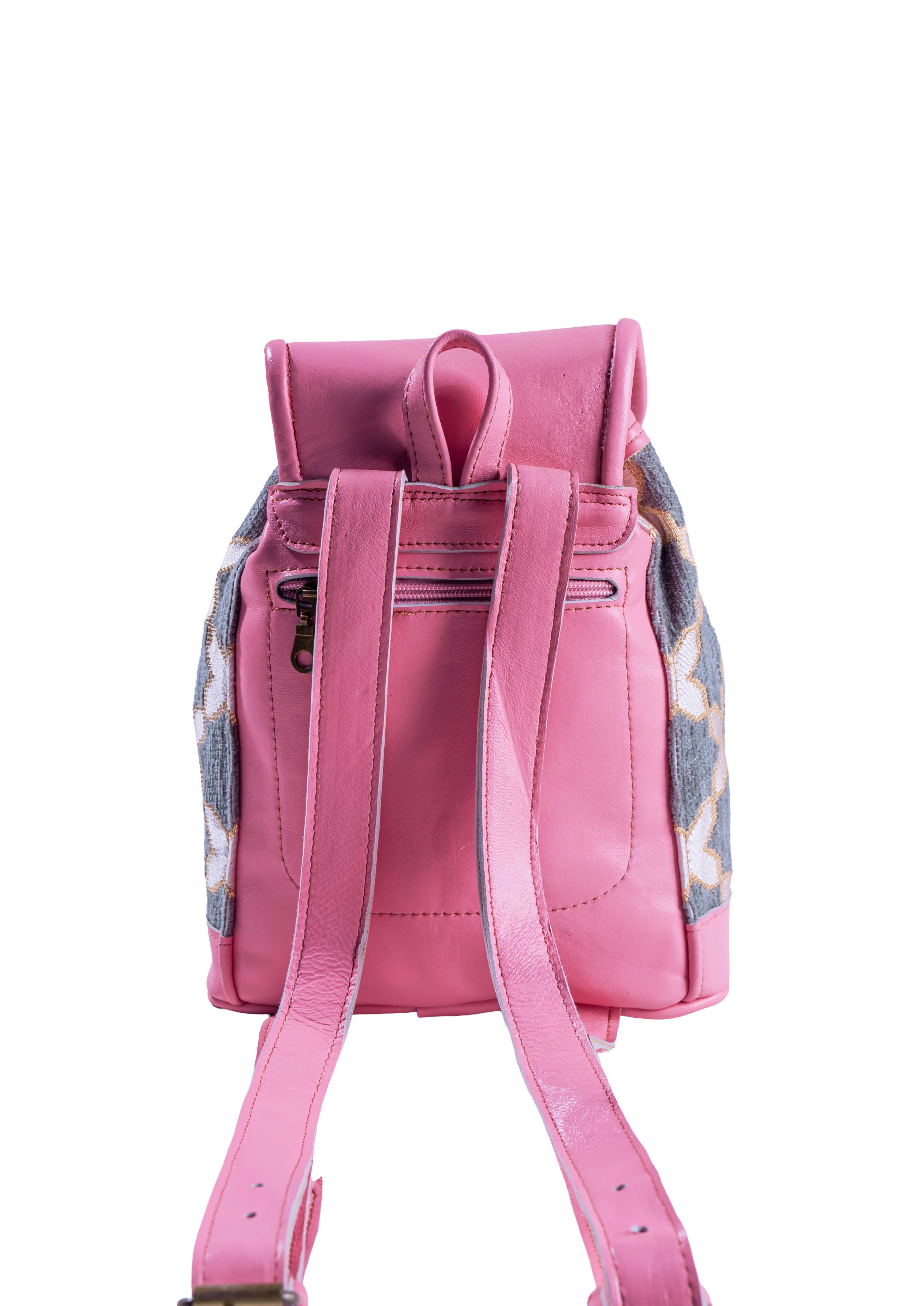 Petit Dos Rose - side view