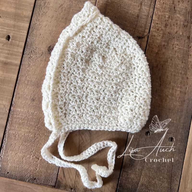 ## Simple Vintage Style Baby Bonnet