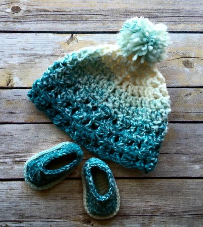 ## Scarfie Baby Booties
