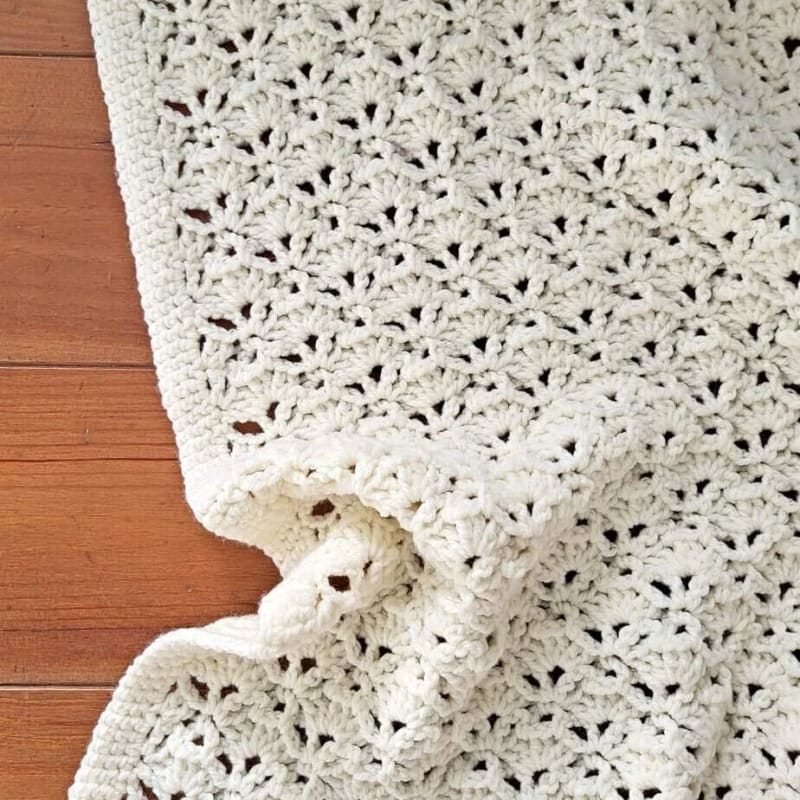 ## Oisín Heirloom Lace Baby Blanket