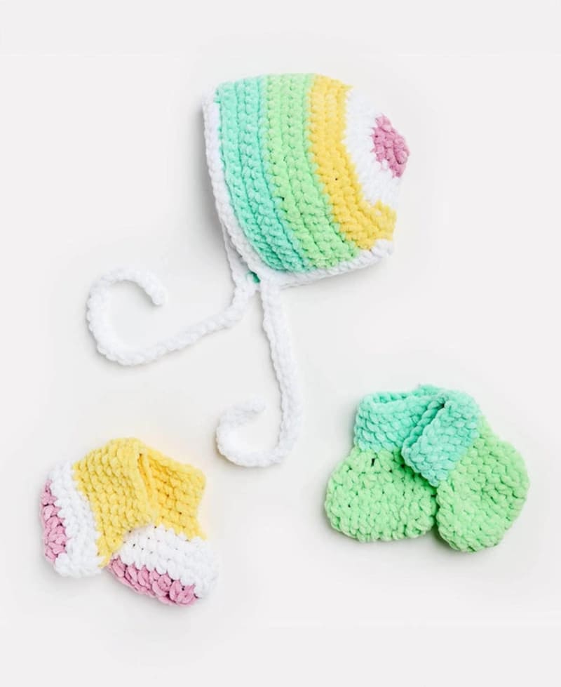 ## Afternoon Stroll Baby Bonnet and Booties