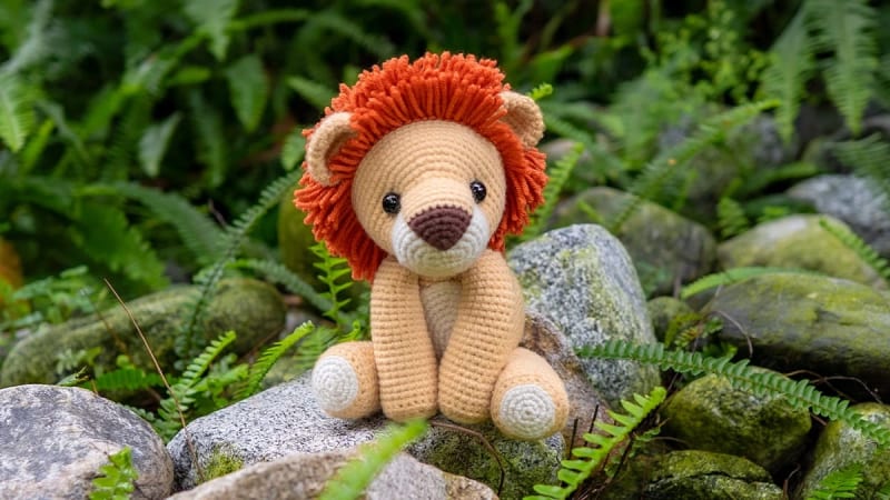 ## Laurence the Lion — Free Amigurumi Pattern