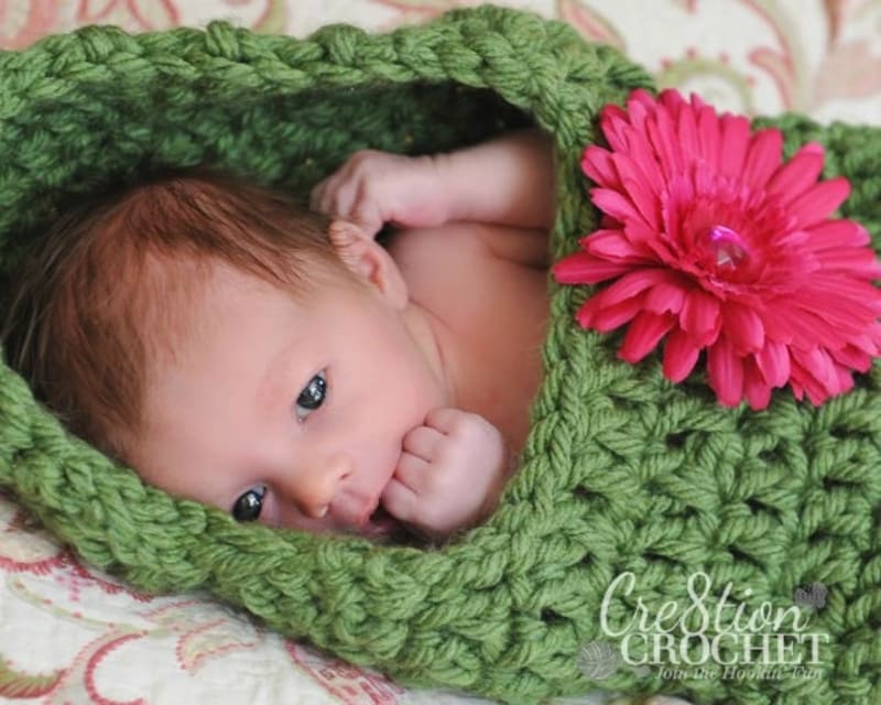 Baby Pod Photo Prop by Cre8tion Crochet